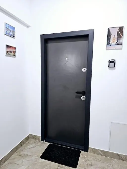 Cozy & Comfortable Apartment, Cismigiu Park - Pop7 부쿠레슈티 루마니아