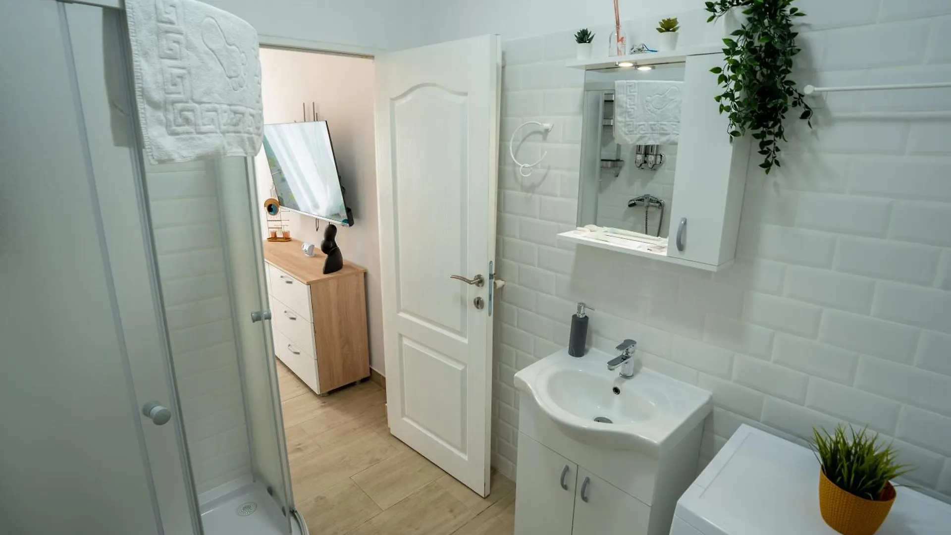 Cozy & Comfortable Apartment, Cismigiu Park - Pop7 부쿠레슈티 루마니아